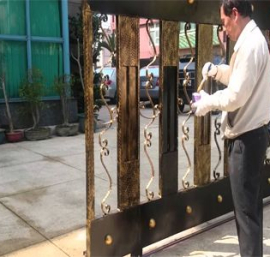 Tìm hiểu các loại sơn cửa sắt chất lượng hiện nay